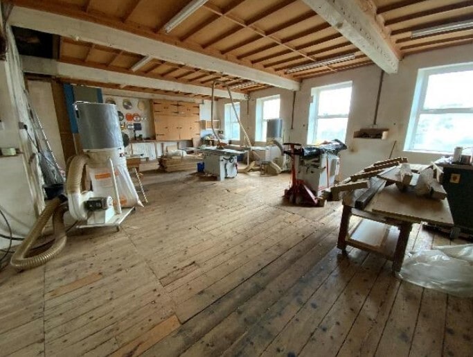 104A Halifax Rd, Keighley for sale - Interior Photo - Image 3 of 4