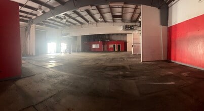 17030 Alico Commerce Ct, Fort Myers, FL for lease Building Photo- Image 2 of 9