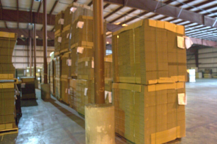 1210 Virginia Dr, Meridian, MS for sale - Interior Photo - Image 1 of 1