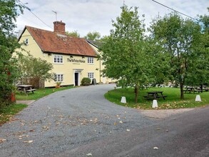 Stonecross Grn, Bury St Edmunds for lease Building Photo- Image 1 of 4