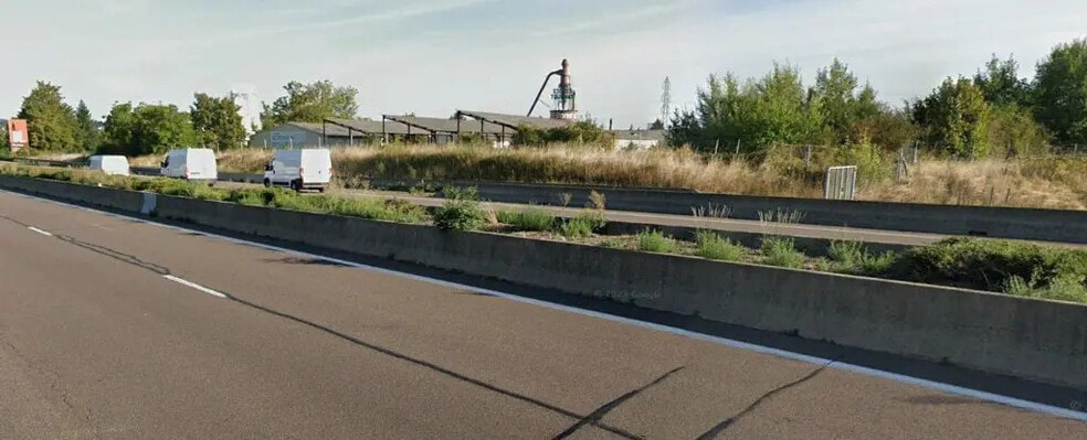 Flex in Tournus for sale - Construction Photo - Image 1 of 2