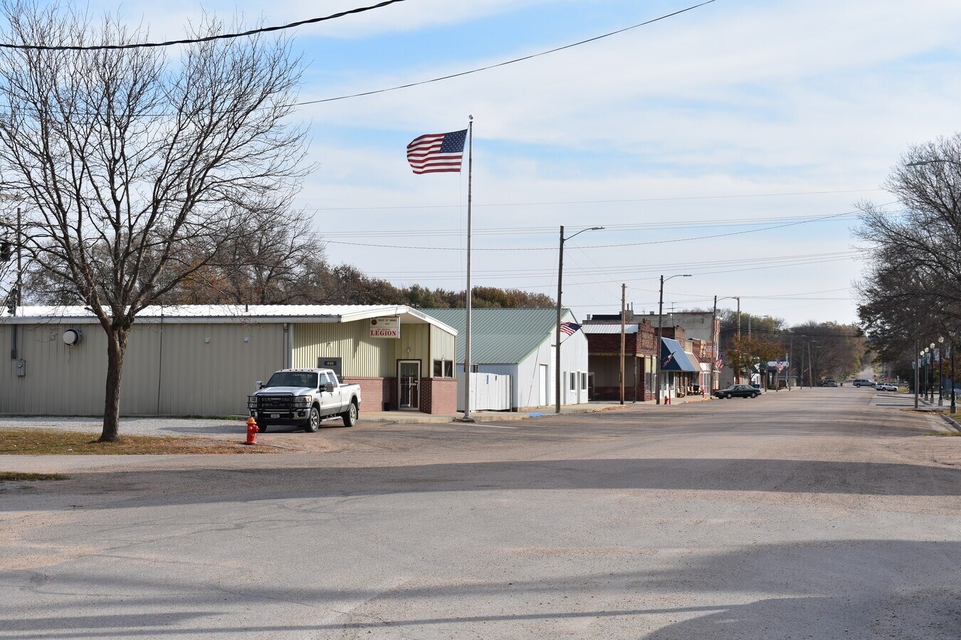 501 W 2nd St, Valparaiso, NE 68065 Oak Valley Lumber & Supply