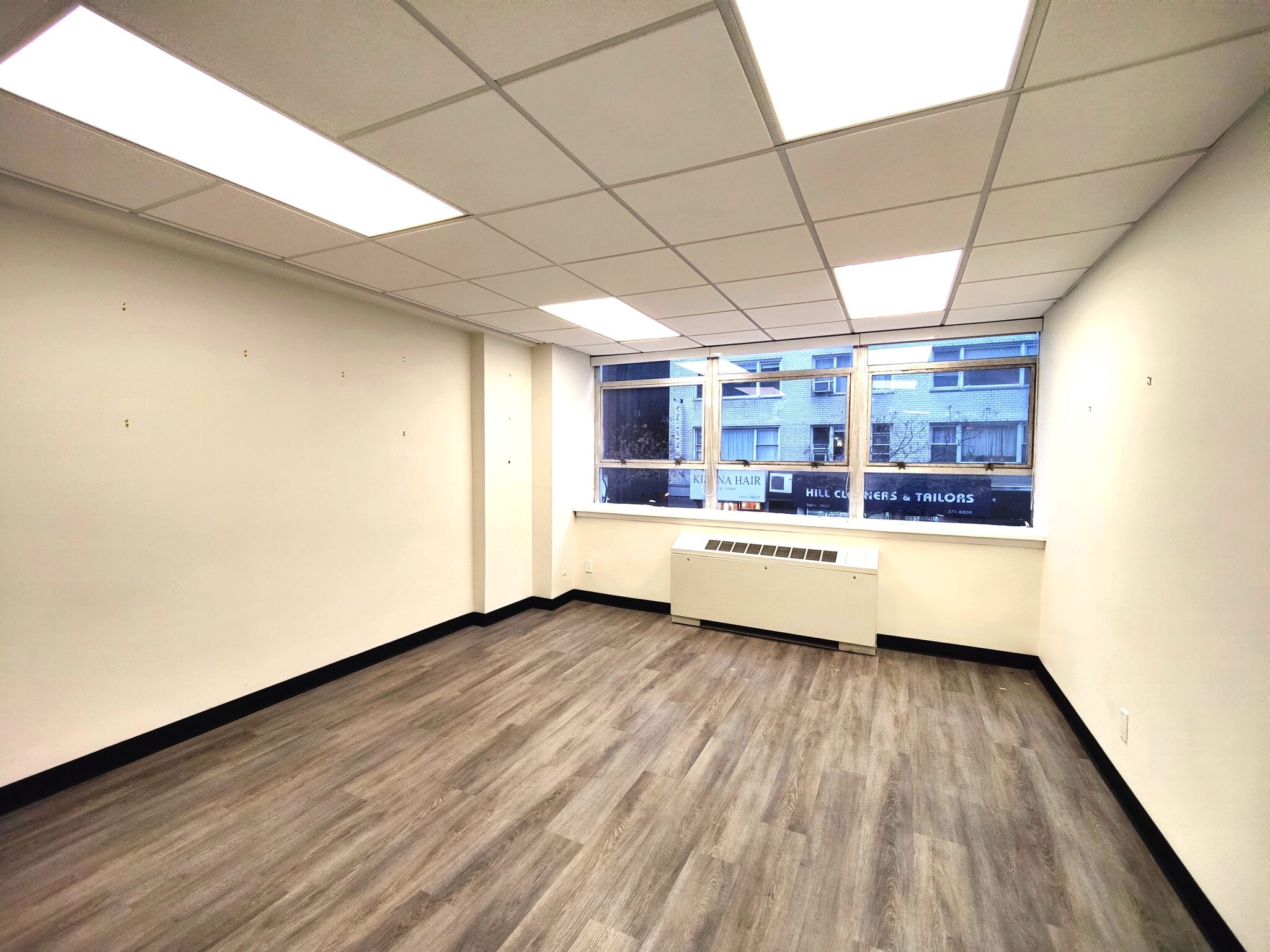 155 E 55th St, New York, NY for lease Interior Photo- Image 1 of 10