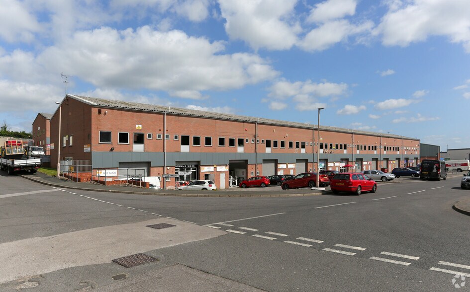 Old Mill Ln, Mansfield Woodhouse for sale - Primary Photo - Image 1 of 1