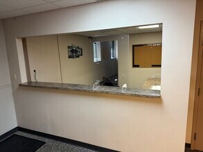 1240 E Main St, Springfield, OH for lease Interior Photo- Image 2 of 13