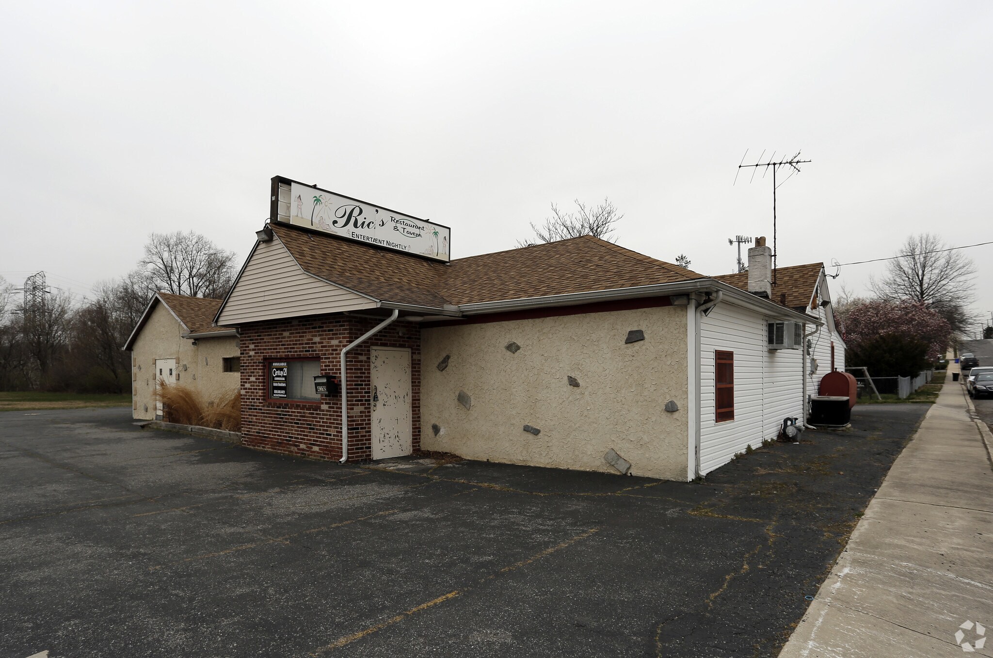 4002 W 9th St, Trainer, PA for sale Primary Photo- Image 1 of 1