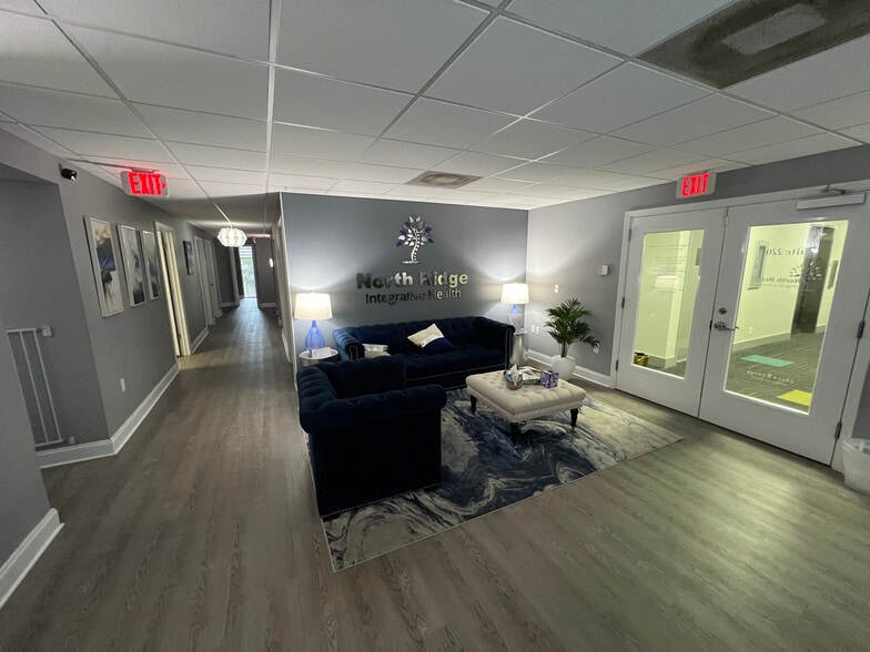 5353 N Federal Hwy, Fort Lauderdale, FL for lease - Building Photo - Image 1 of 22