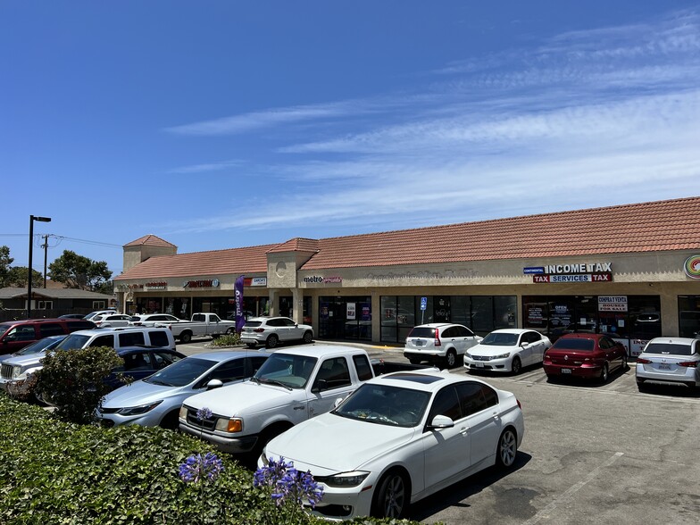 2631-2675 E Vineyard Ave, Oxnard, CA for sale - Building Photo - Image 1 of 1