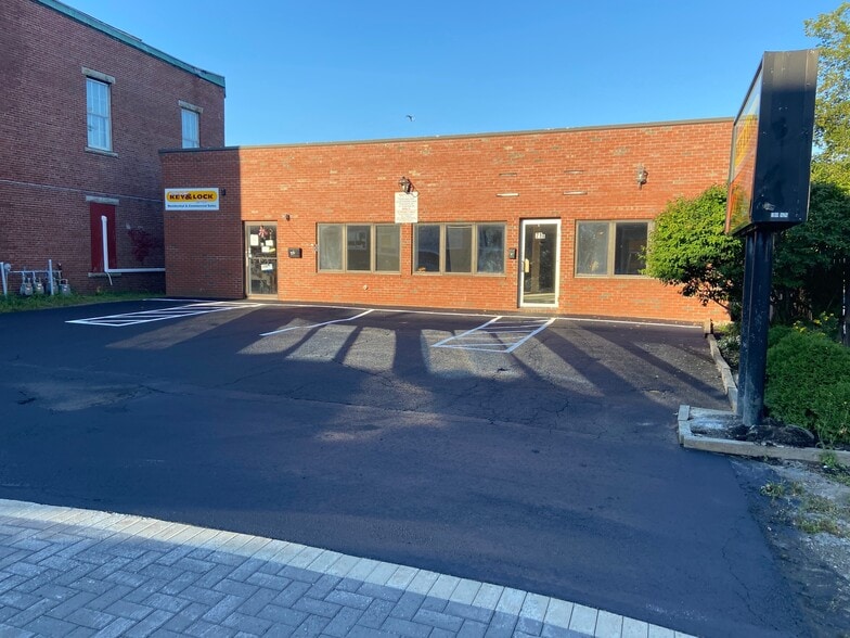 71 Center St, Brewer, ME for sale - Building Photo - Image 1 of 1