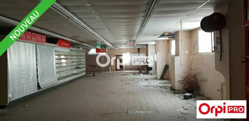 Retail in Valence for lease - Interior Photo - Image 2 of 4