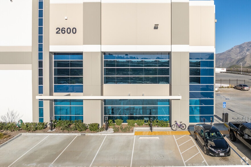 2600 E John St, Banning, CA for lease - Building Photo - Image 3 of 7