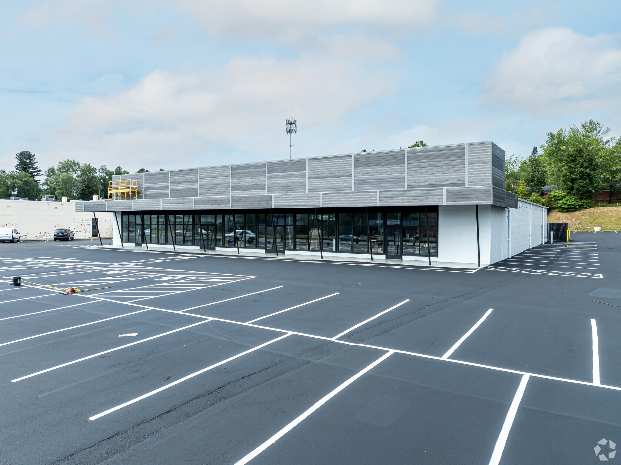 657 Silas Deane Hwy, Wethersfield, CT for sale Building Photo- Image 1 of 1