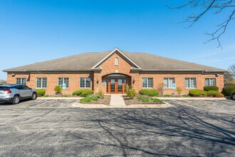 1958 Aberdeen Ct, Sycamore, IL for lease Building Photo- Image 1 of 24