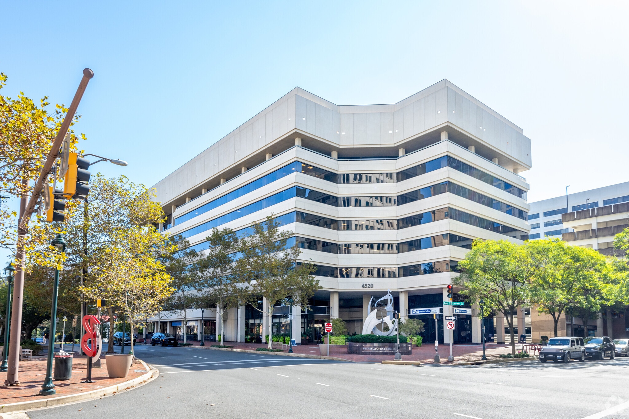 4520 East West Hwy, Bethesda, MD for lease Building Photo- Image 1 of 48