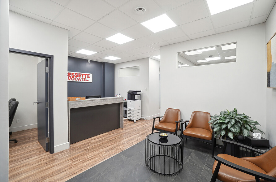 4028-4030 Rue Wellington, Montréal, QC for lease - Interior Photo - Image 3 of 5