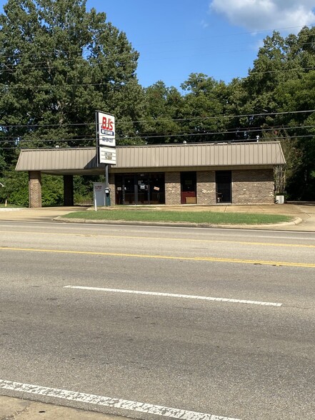 108 State Highway 15 S, New Albany, MS for sale - Primary Photo - Image 1 of 1