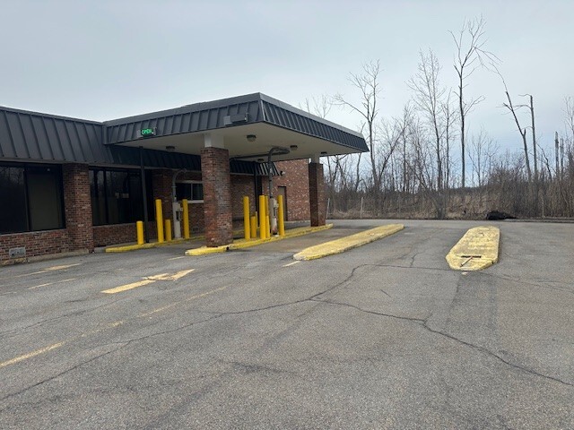 5469 Camp Rd, Hamburg, NY for sale - Building Photo - Image 2 of 5