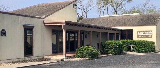 4122 Weber Rd, Corpus Christi, TX for lease Building Photo- Image 1 of 4