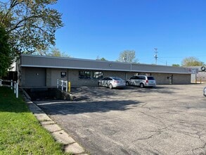 3060 Madison Ave SE, Grand Rapids, MI for sale Building Photo- Image 2 of 24