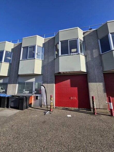 Flex in Villejuif for lease - Building Photo - Image 1 of 11