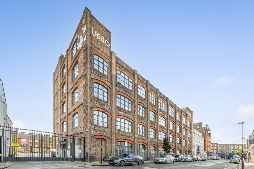 4 Elthorne Rd, London for sale - Primary Photo - Image 1 of 1