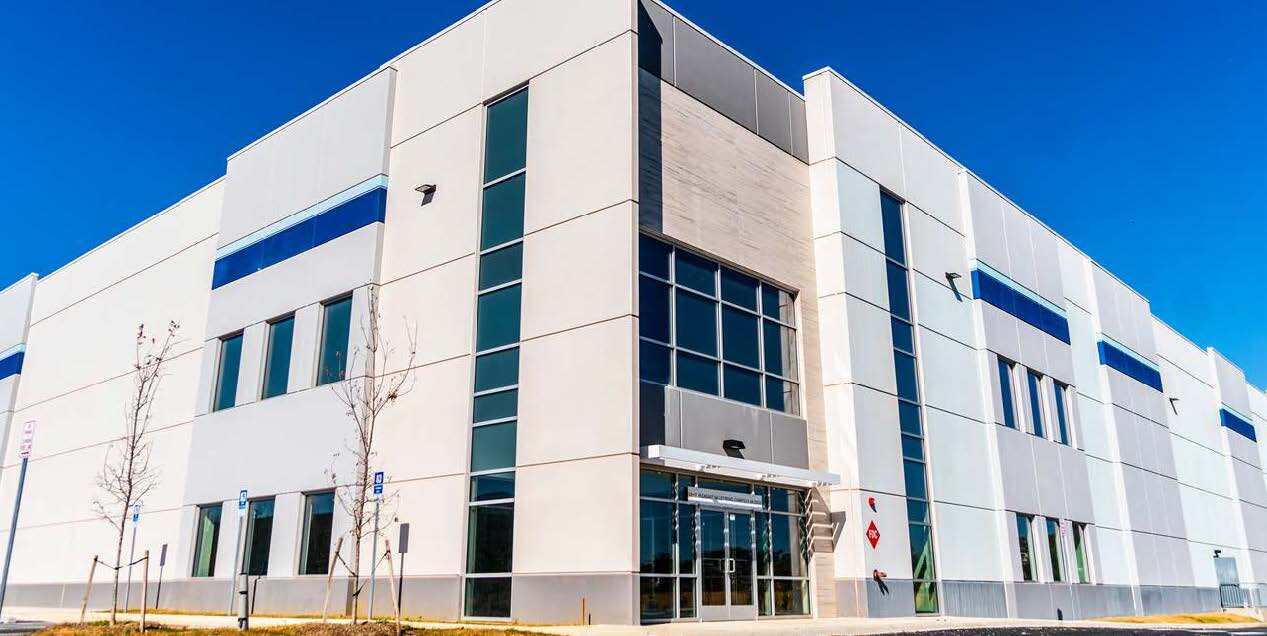 25435 Pleasant Valley Rd, Chantilly, VA for lease Building Photo- Image 1 of 7