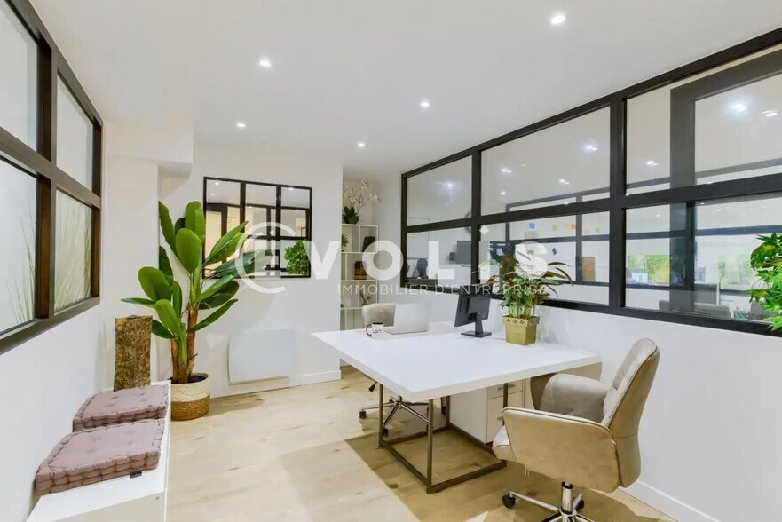 Office in Orsay for sale - Interior Photo - Image 2 of 8
