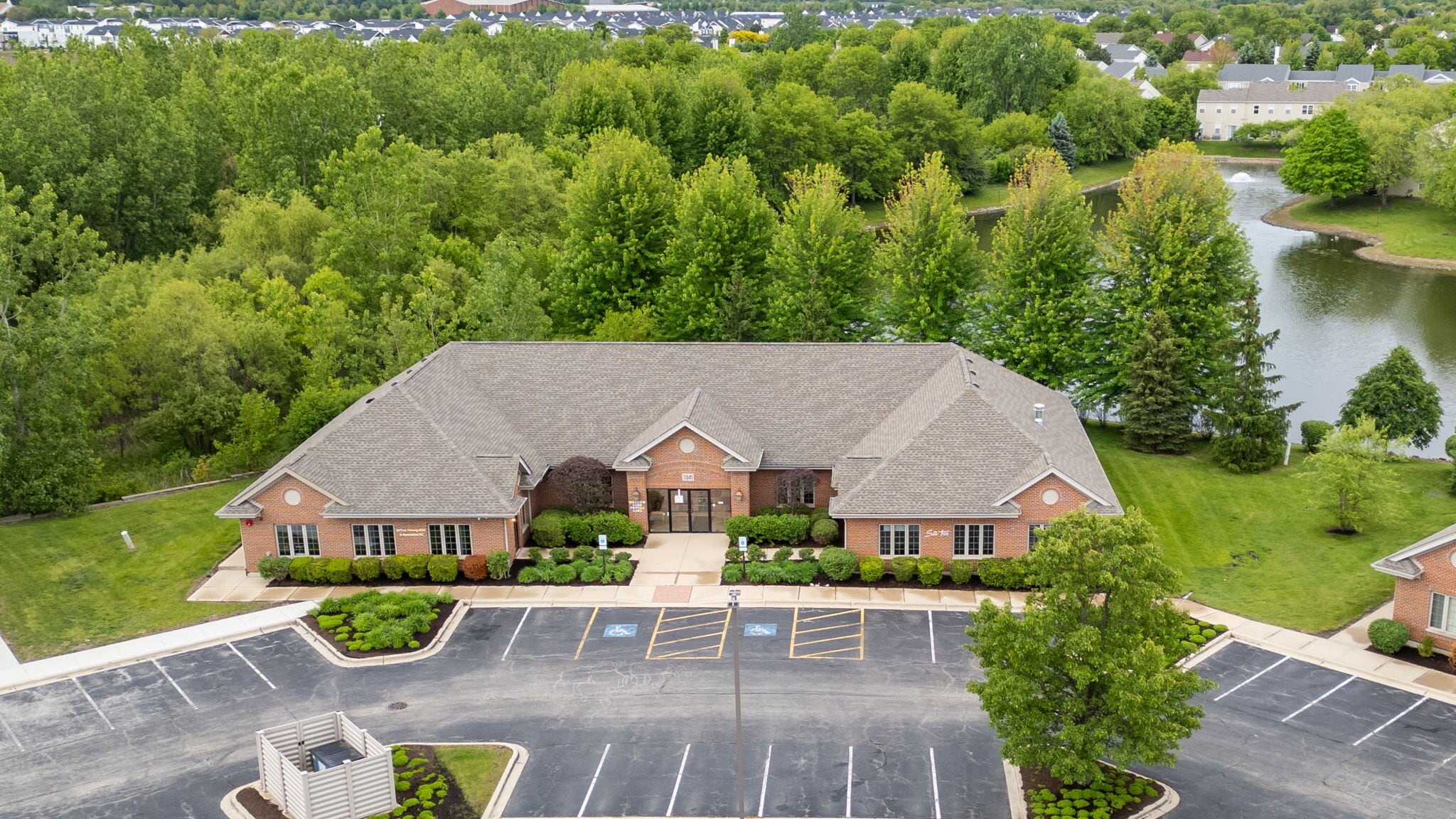 3941 75th St, Aurora, IL for sale Primary Photo- Image 1 of 28