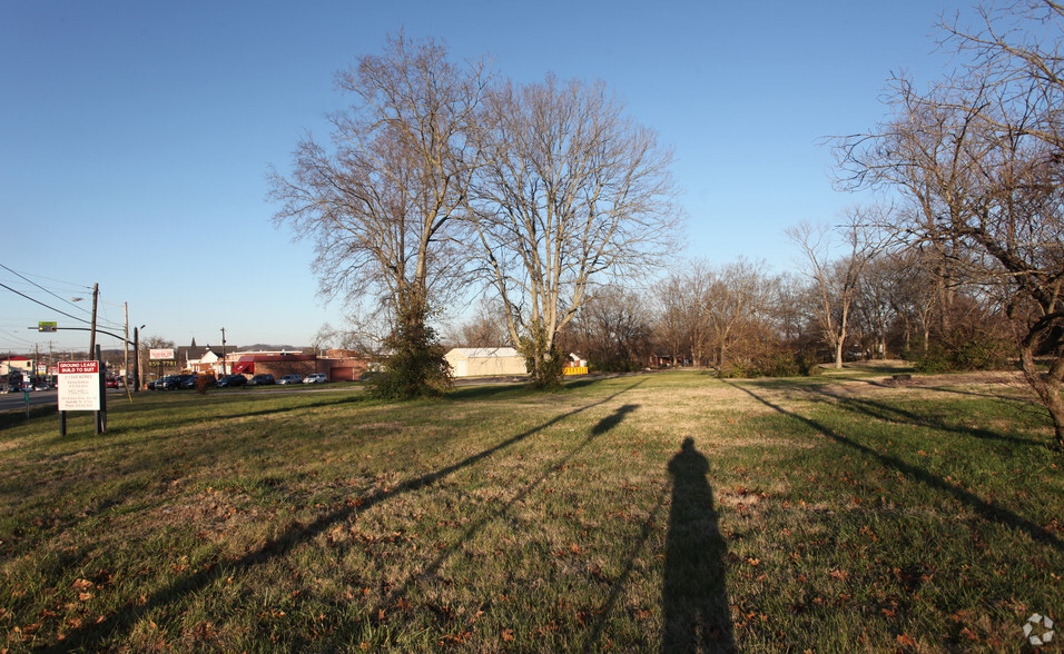 414 S Main St, Goodlettsville, TN for sale - Primary Photo - Image 1 of 2