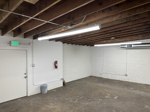 9537 E Colfax Ave, Aurora, CO for lease Interior Photo- Image 2 of 9