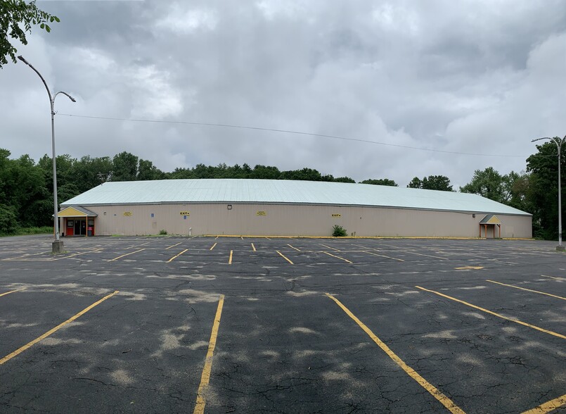 5 Highland Park Ave, Hudson, MA for sale - Primary Photo - Image 1 of 1