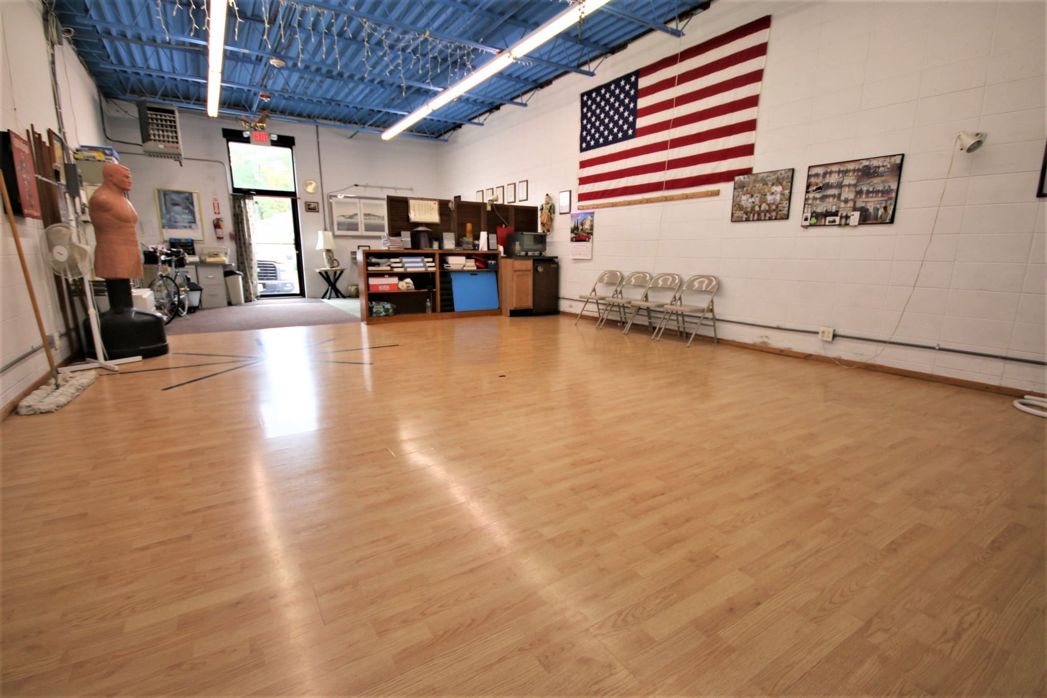 1175 Post Rd, Warwick, RI for lease Primary Photo- Image 1 of 16