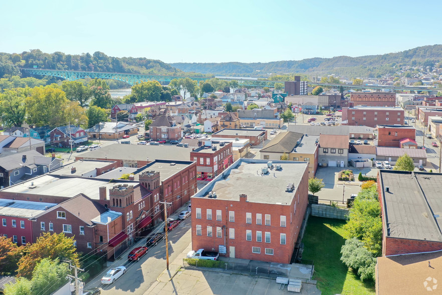 300 Corbet St, Tarentum, PA for lease - Aerial - Image 3 of 6