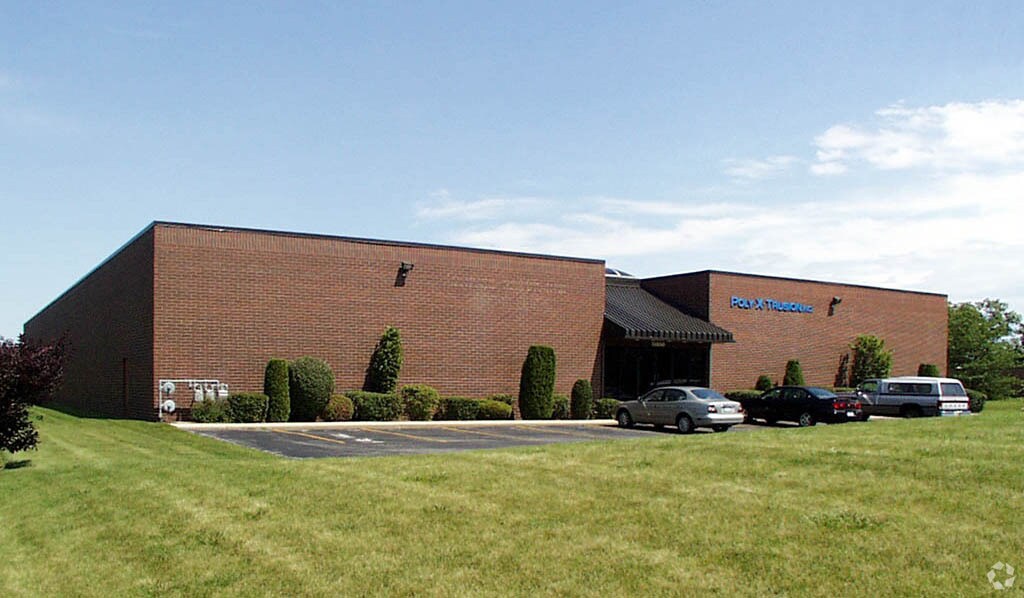 13800 Laurel Dr, Lake Forest, IL 60045