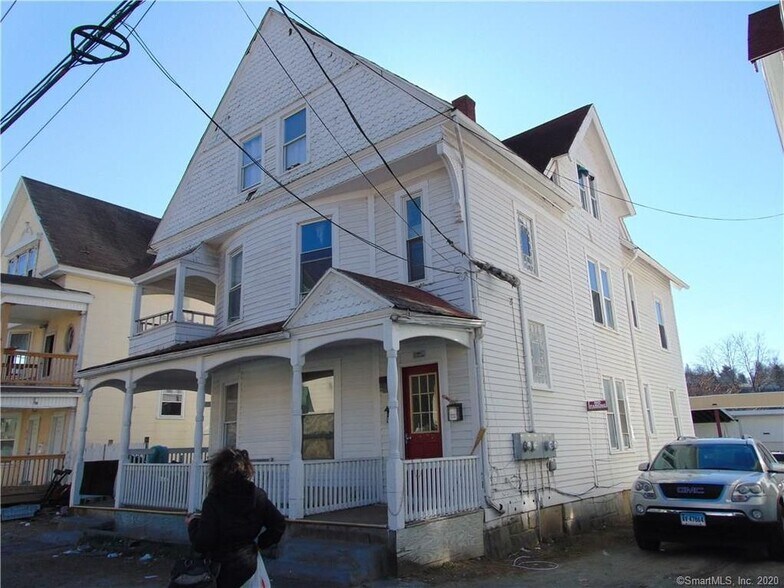 804 E Main St, Waterbury, CT for sale - Primary Photo - Image 1 of 1