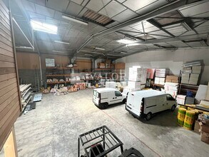 Flex in Corbas for lease Interior Photo- Image 2 of 4