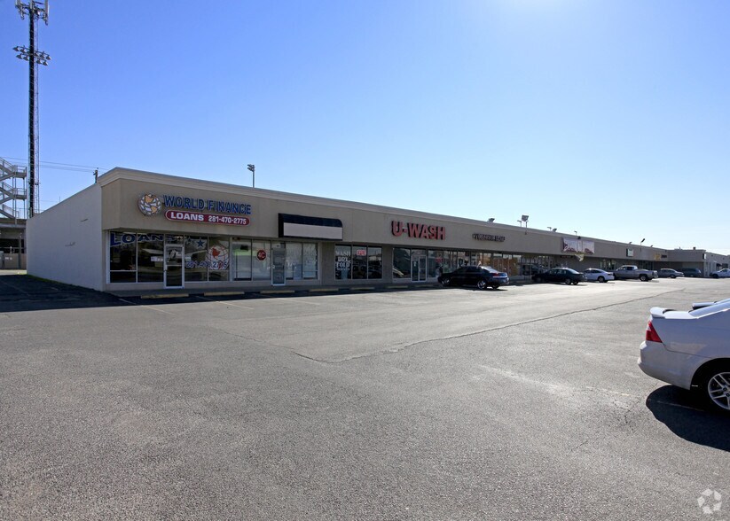 1031 S Broadway St, La Porte, TX for sale - Primary Photo - Image 1 of 1