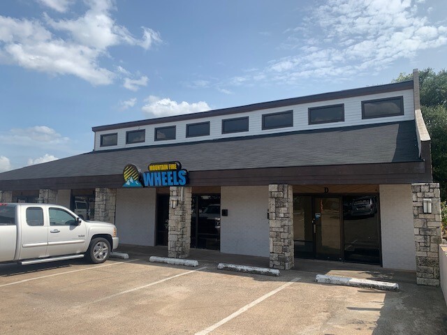 760 E Pipeline Rd, Hurst, TX for lease - Building Photo - Image 2 of 11