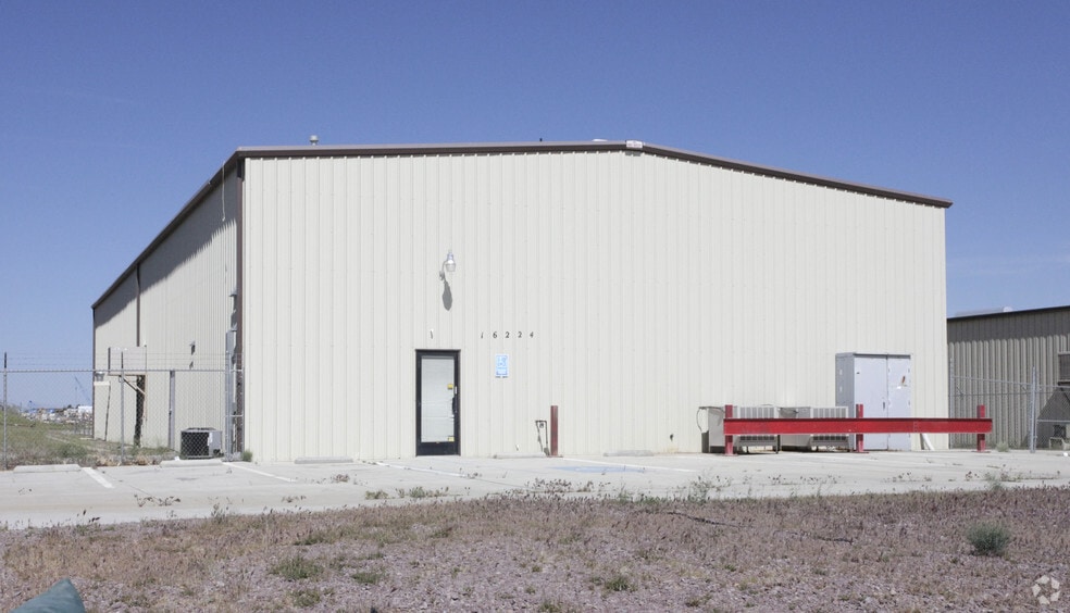 16224 Koala Rd, Adelanto, CA for sale - Primary Photo - Image 1 of 8