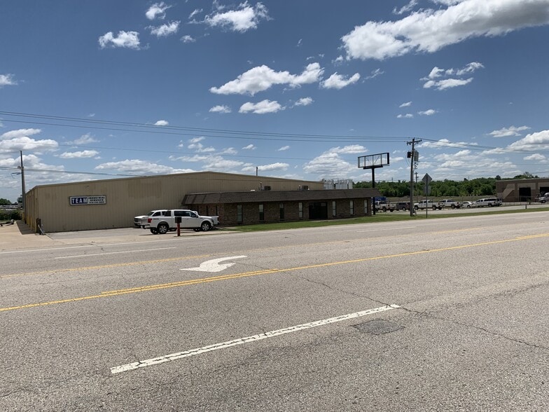 7500 New Sapulpa Rd, Tulsa, OK for sale - Building Photo - Image 1 of 1