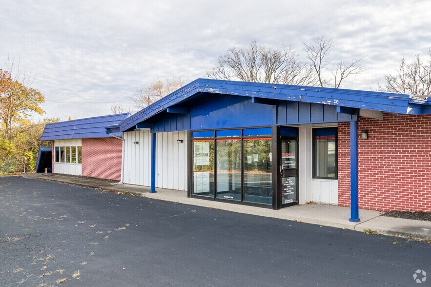 11580 Chester Rd, Cincinnati, OH for sale - Building Photo - Image 3 of 4