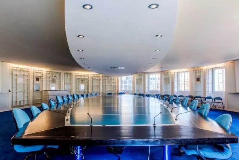 Office in Courbevoie for lease Building Photo- Image 1 of 8