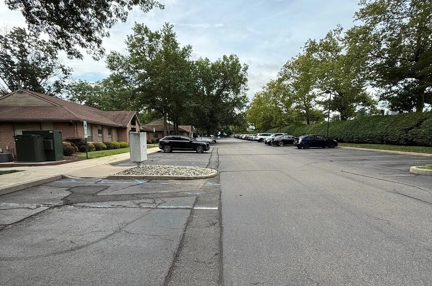 4255 US Highway 9, Freehold, NJ for sale - Neighborhood Photo - Image 2 of 5