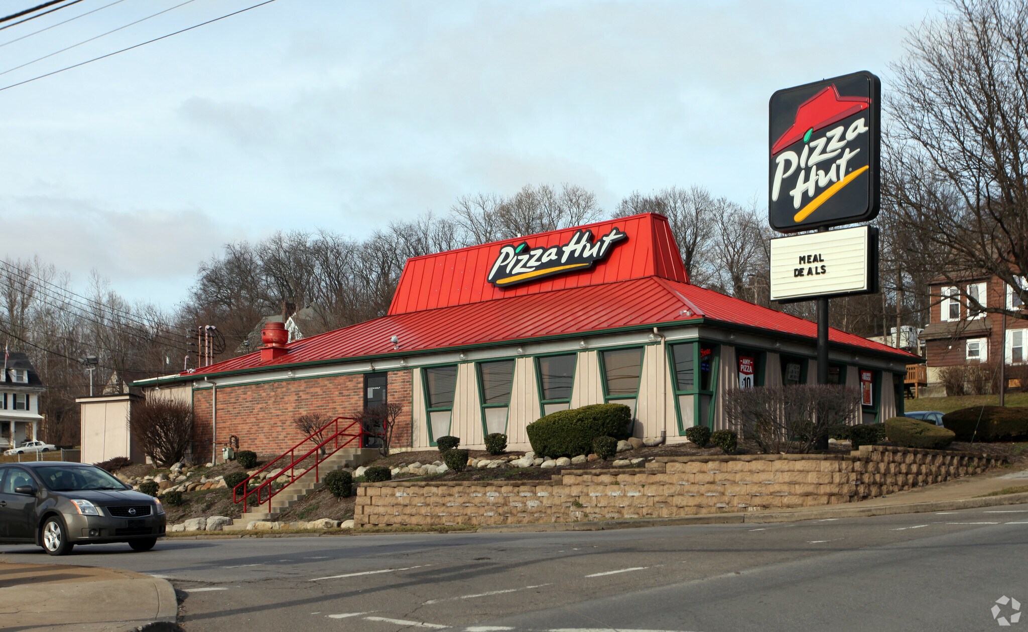 305 N Jefferson St, New Castle, PA for sale Primary Photo- Image 1 of 3