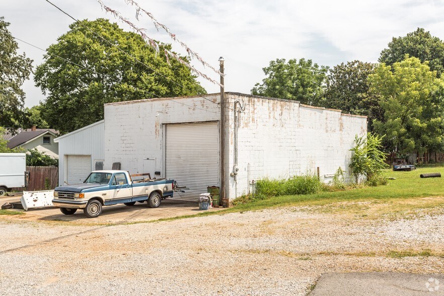 503 S Main St, Franklin, KY for sale - Primary Photo - Image 1 of 1