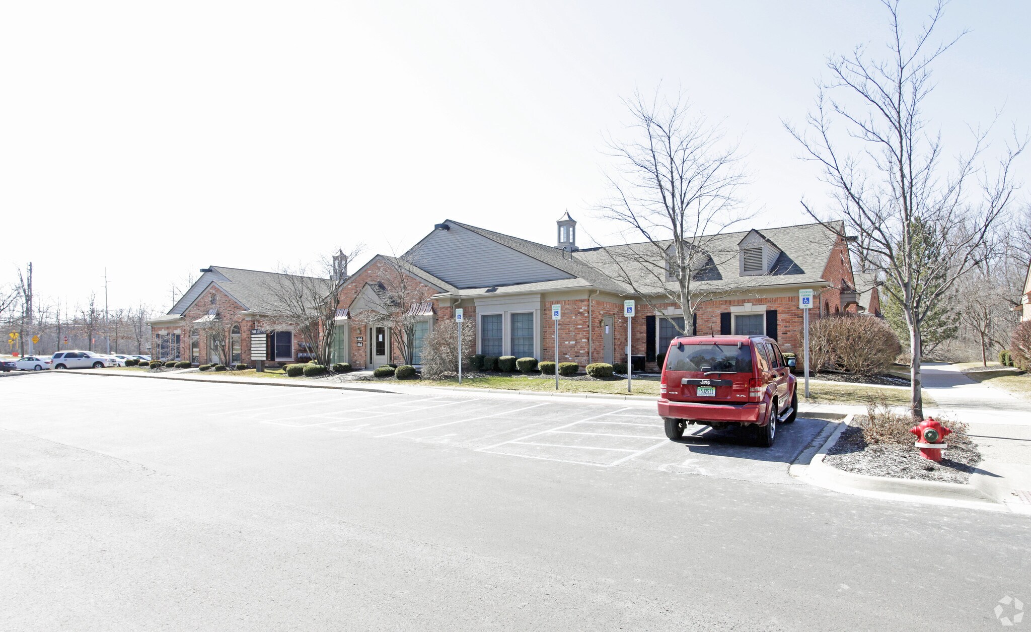 940 W Avon Rd, Rochester Hills, MI 48307 Office for Lease