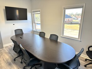 9 Allen Cail Dr, Statesboro, GA for lease Interior Photo- Image 1 of 10