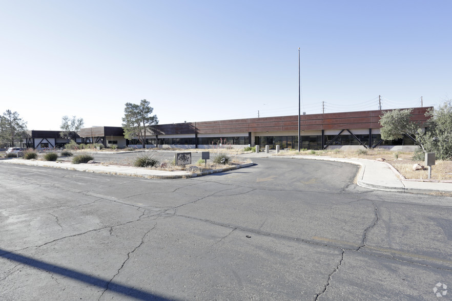 4300-A W Tropicana Ave, Las Vegas, NV for lease - Primary Photo - Image 1 of 7