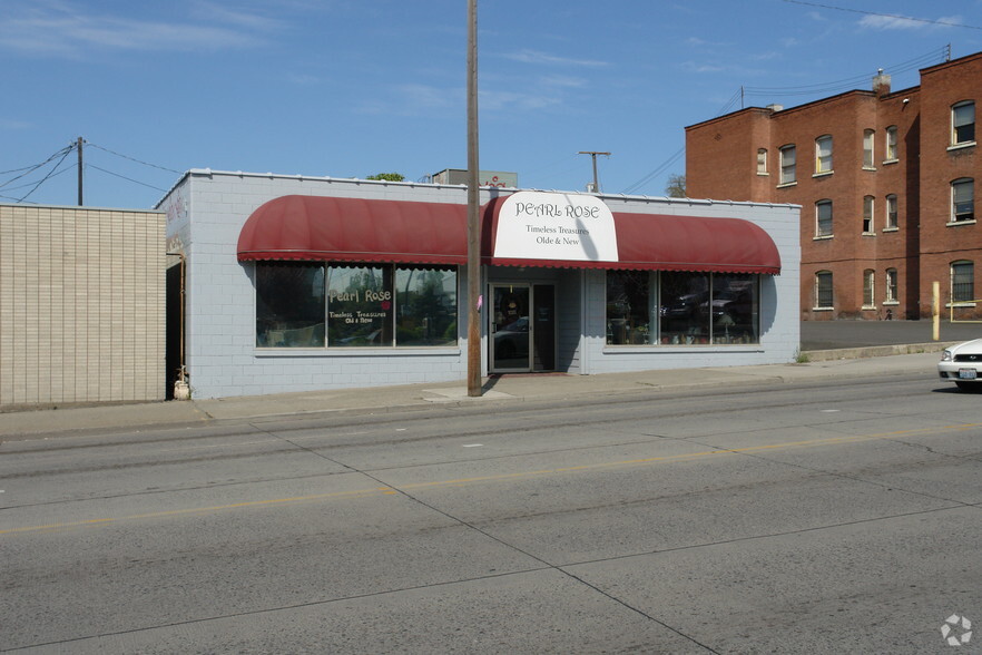 1215 N Monroe St, Spokane, WA for sale - Building Photo - Image 2 of 21