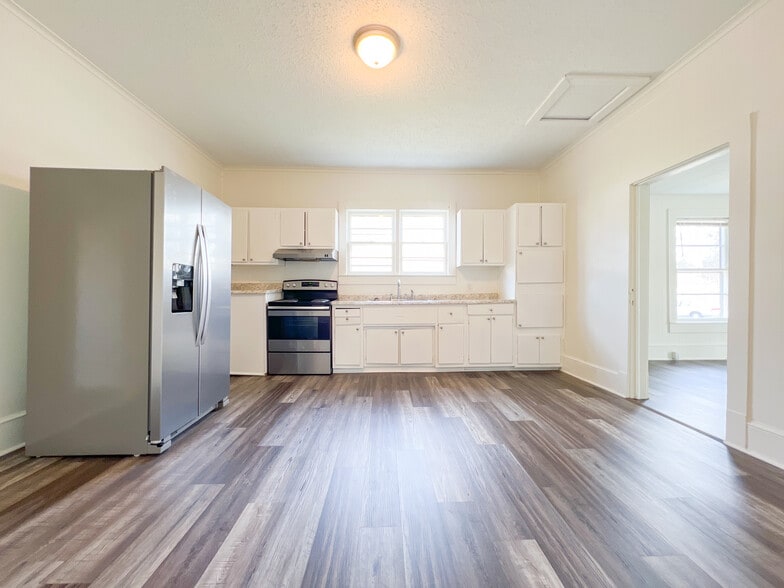 Spartanburg 20 Property Package portfolio of 20 properties for sale on LoopNet.com - Building Photo - Image 2 of 98